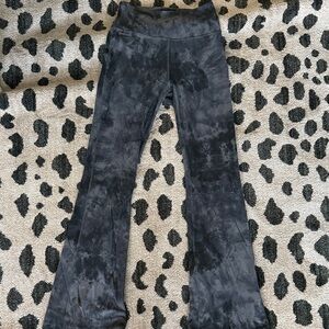 Lululemon Athletica Black Tie-Dye Leggings